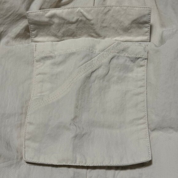 Nike Sportswear Off-White Active Nylon Polyester Athleisure Shorts Size Small - Picture 7 of 10